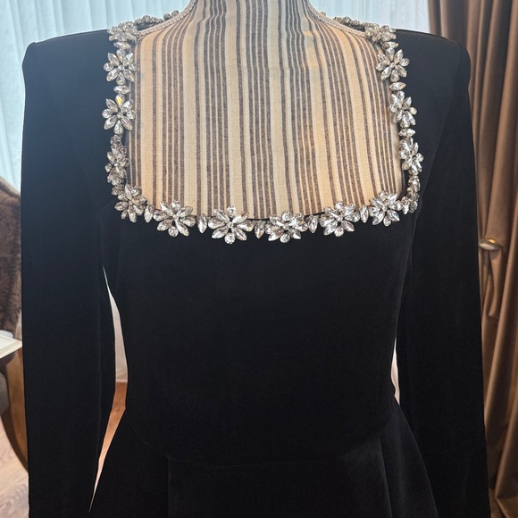 Nadine Merabi KIMBERLY Black Velvet Dress Size L - Picture 8 of 9